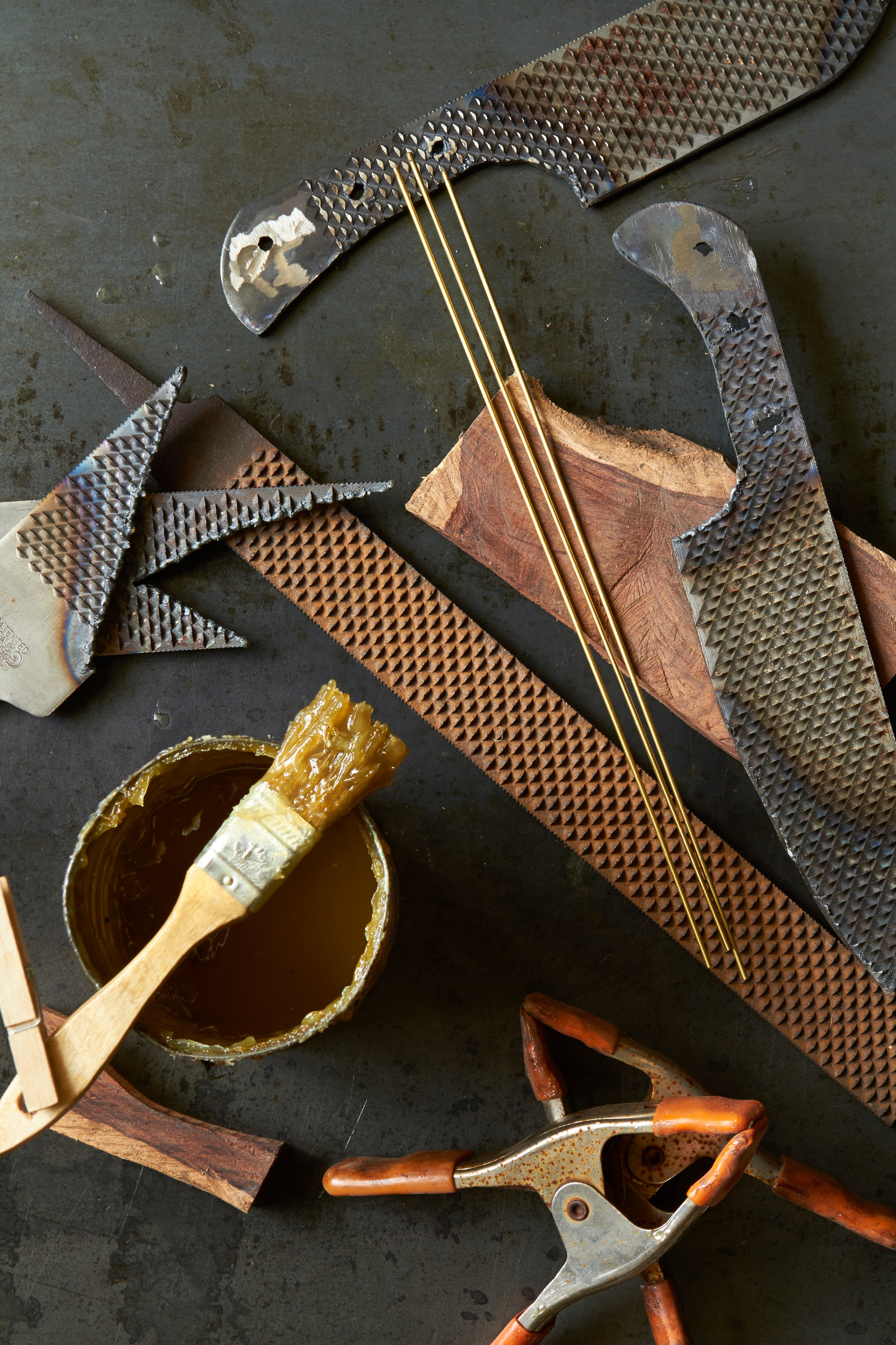 Hand-fitting a reclaimed wood handle to a knife tang